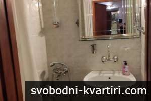 Красно Село тристаен апартамент обзаведен #1751025342