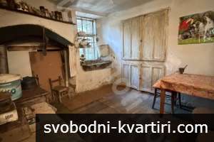 Панорамен имот в с. Пъровци Панорамен имот в с. Пъровци