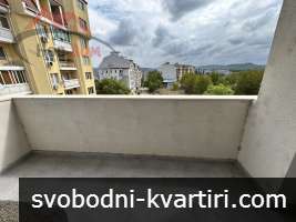 Просторен тристаен в кв. Бузлуджа Просторен тристаен в кв. Бузлуджа