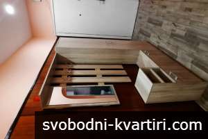 Просторен двустаен, климатик - Център, СУ Хр. Ботев Просторен двустаен, климатик - Център, СУ Хр. Ботев