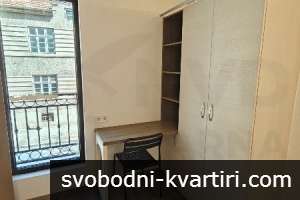 Дава се под наем двустаен апартамент в Идеален Център!