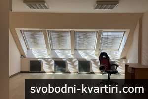 Офис под наем в Идеален център