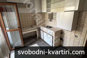 Тристаен апартамент в кв. Чолаковци