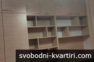 Давам под наем тристаен напълно обзаведен апартамент в КичукПариж до ПОЩАТА ,ЛИДАЛ И КАУФЛАНД И 1РПУ.Жилището е след осн