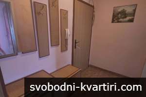 Даваме под наем двустаен апартамент в Каменица 1