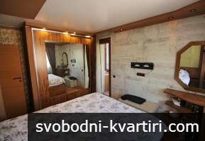 Лазур тристаен апартамент обзаведен #1782190816