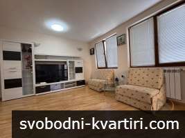Център тристаен апартамент обзаведен #1749204841