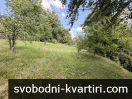 Две къщи с панорамна гледка в с. Гащевци Две къщи с панорамна гледка в с. Гащевци