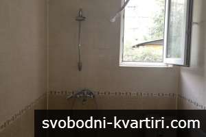 Дава се под наем тристаен апартамент в Кючук Париж