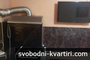 Давам под наем двустаен апартамент в Кършияка