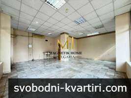 Голямо ъглово партерно помещение на бул. Мария Луиза в ж.к. Възраждане