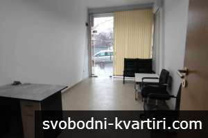 Давам под наем търговско помещение в Кючук Париж
