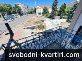 Уютен двустаен апартамент в супер център с гледка към Операта Уютен двустаен апартамент в супер център с гледка към Операта