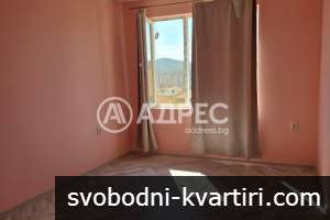 Тристаен апартамент под наем 707406