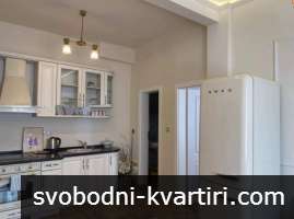 Двустаен апартамент под наем в центъра на София