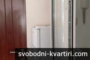 Давам под наем едностаен съвременно обзаведен в нова кооперация в ЦЕНТЪРА -До ПУ и хотел Тримонциум -ет4-НЕпоследен с ас