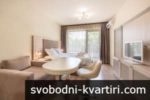 Аргиш Партез – уютно студио с басейн и морски бриз