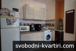 Двустаен с 2 климатика до 5ти корпус