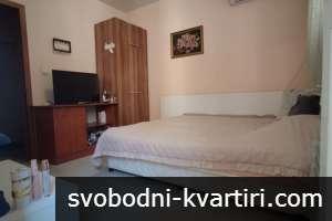 Двустаен с 2 климатика до 5ти корпус