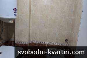 Център тристаен апартамент обзаведен #1746689227
