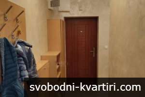 Двустаен апартамент в Лазур