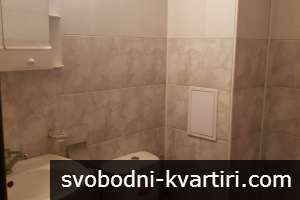 Даваме под наем двустаен апартамент в кв. Южен