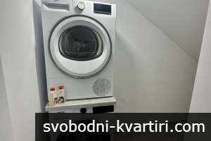 Сити пропъртис предлага на вашето внимание тристаен апартамент с гараж под наем