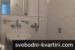 Тристаен нови мебели, с 3 климатика!