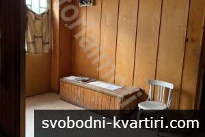 Двуетажна къща в село Пушево Двуетажна къща в село Пушево