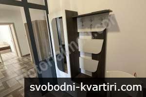 Етаж от къща с три спални