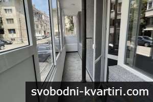 Център тристаен апартамент обзаведен #1747901890