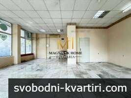 Голямо ъглово партерно помещение на бул. Мария Луиза в ж.к. Възраждане