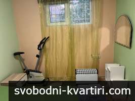 Двустаен в широк център