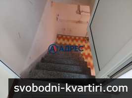 Партерно търговско помещение в широк център в зоната на седмо СОУ Партерно търговско помещение в широк център в зоната на седмо СОУ