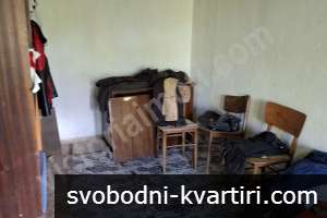 Едноетажна къща в село Обединение Едноетажна къща в село Обединение