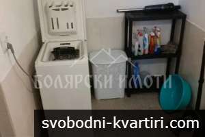 Мансарден апартамент с две спални до парк Дружба