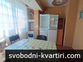 Южен двустаен апартамент в Зона Б