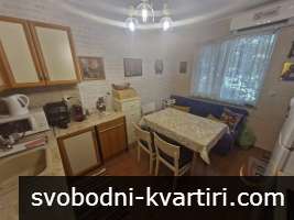 Лазур двустаен апартамент обзаведен #1751893275