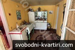 Къща в село Куцина Къща в село Куцина