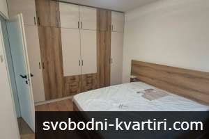 Даваме под наем тристаен апартамент в центъра на Пловдив Даваме под наем тристаен апартамент в центъра на Пловдив