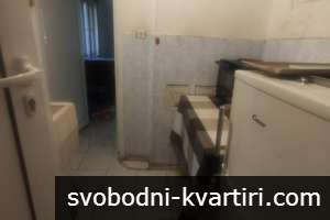 Даваме под наем двустаен апартамент в кв. Кючук Париж