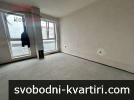 Тристаен в началото на кв. Бузлуджа Тристаен в началото на кв. Бузлуджа