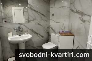 Просторен тристаен в кв. Акация