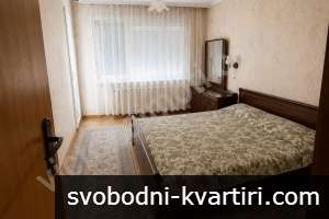 Многостайно жилище с гараж в централната част на гр. Лясковец