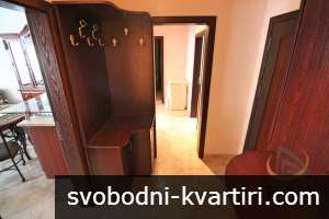 Център тристаен апартамент обзаведен #1744626407