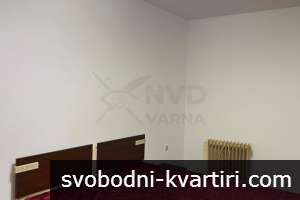 Дава се под наем четиристаен апартамент в Колхозен Пазар!