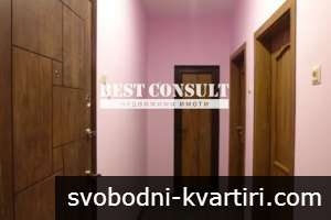 Двустаен необзаведен, три климатика - Център, Новата поща