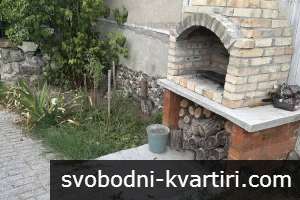 Давам под наем къща Давам под наем къща