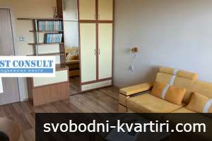 Отличен двустаен обзаведен,  климатик - Топ център