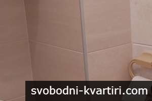 Тристаен обзаведен апартамент с южна тераса